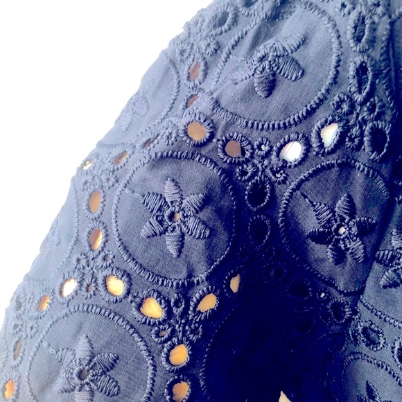 JACQUI E eyelet top new - Picture 2 of 4